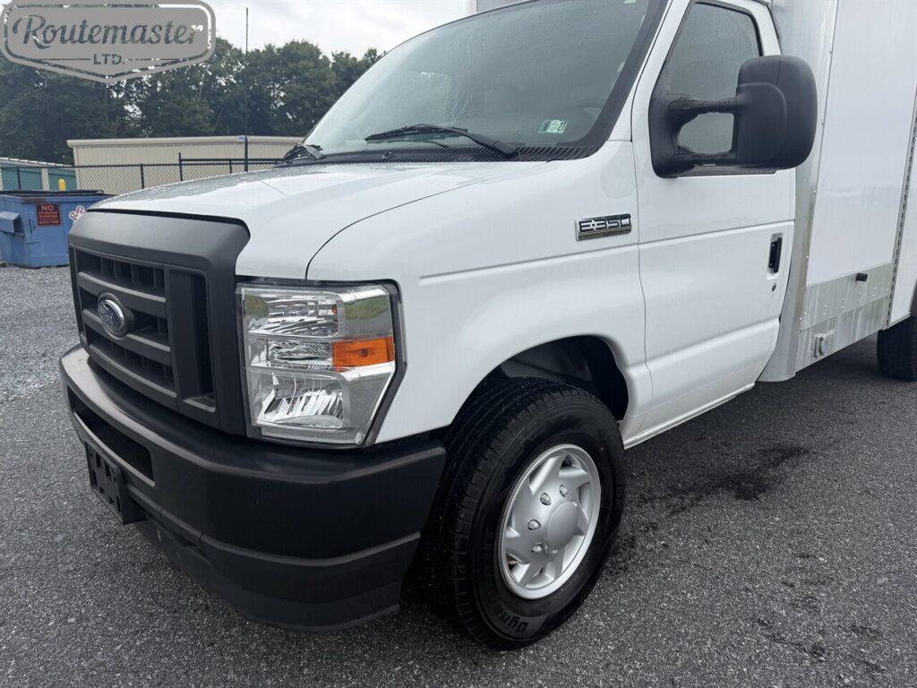ford e-series cutaway 2024 1FDWE3FN3RDD00746 image ford e-series cutaway 2024 1FDWE3FN3RDD00746 image